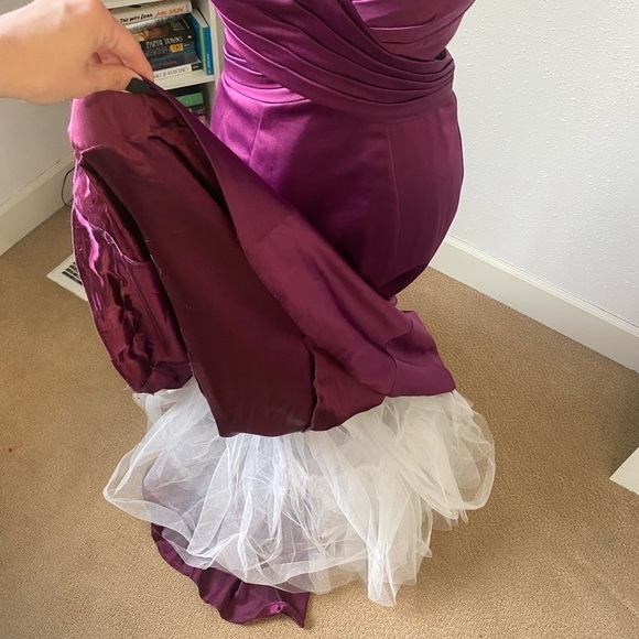 La Femme Royal Satin Purple Strapless Sweetheart Prom Gown size 4 - Picture 7 of 9